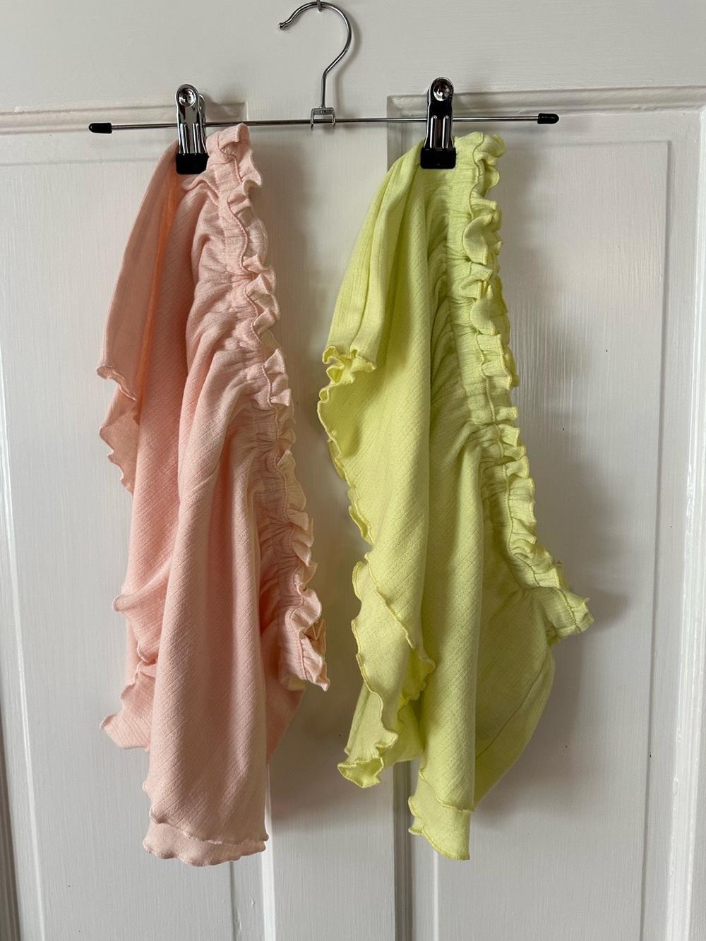 Anthropologie sleep lounge shorts pjs M pink green ruffles coquette short comfy